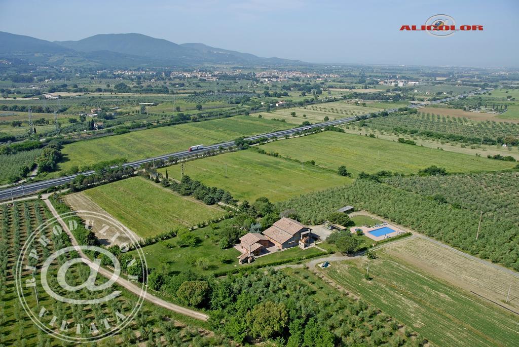 Agriturismo Podere Gozzuto Гаворрано Экстерьер фото